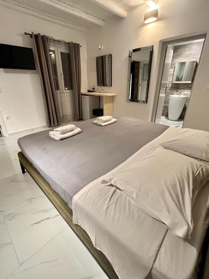 Casa Nostra Mykonos Boutique Rooms & Studios グラストロス エクステリア 写真