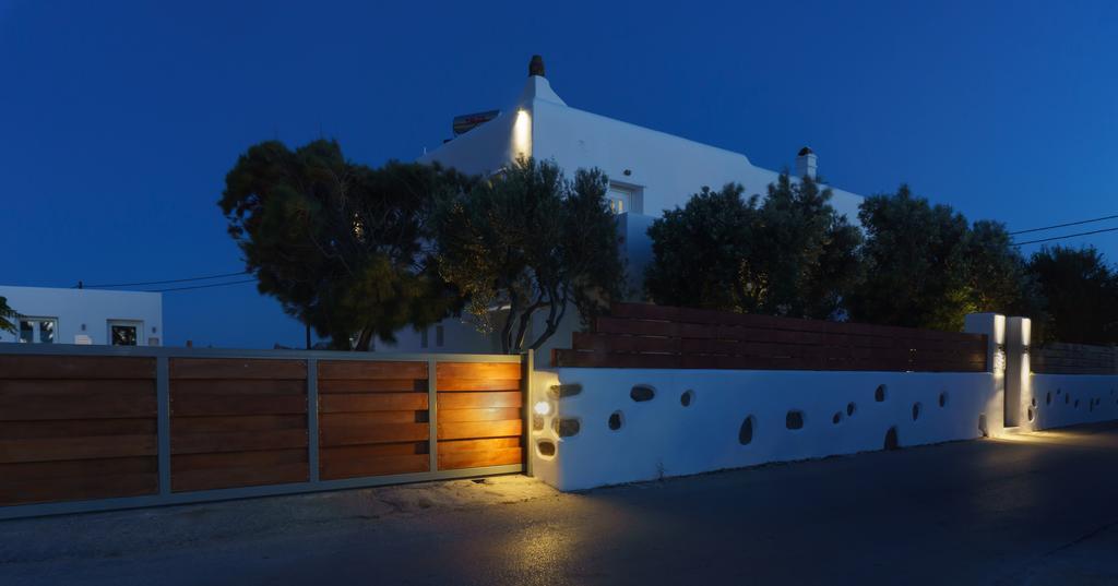 Casa Nostra Mykonos Boutique Rooms & Studios グラストロス エクステリア 写真