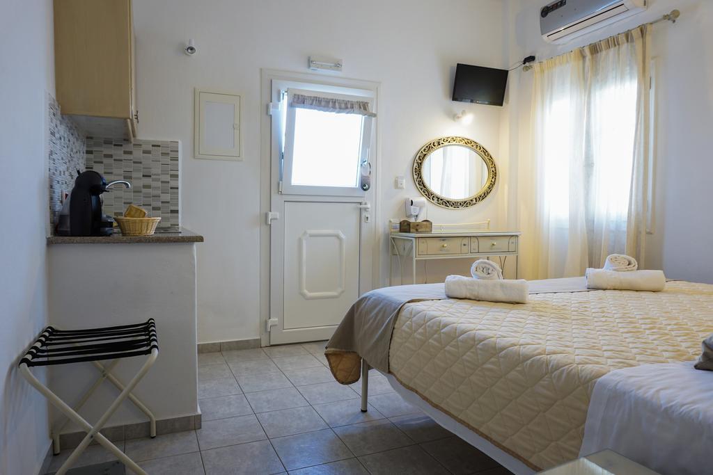 Casa Nostra Mykonos Boutique Rooms & Studios グラストロス エクステリア 写真